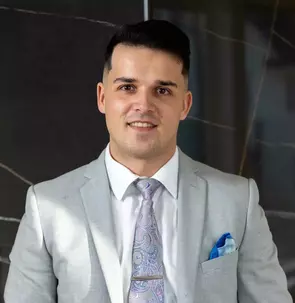 Andre Lajo, Dartmouth, Real Estate Agent
